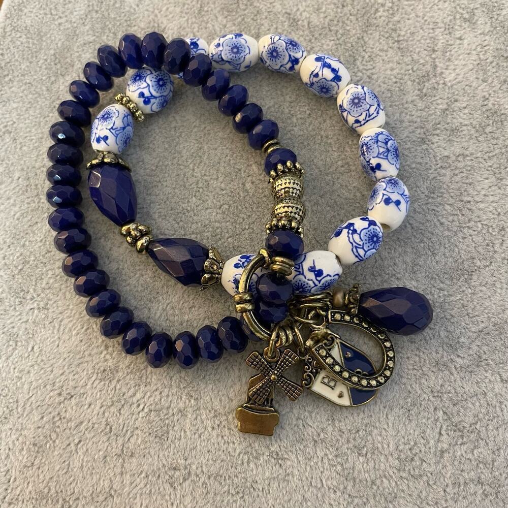 Blond by Beadies Amsterdam double bracelet blue white charms